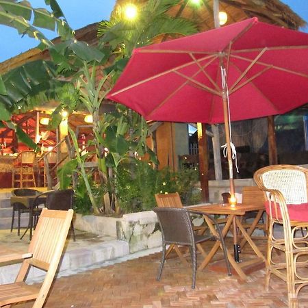 Serendipity Beach Resort Сіануквіль Екстер'єр фото